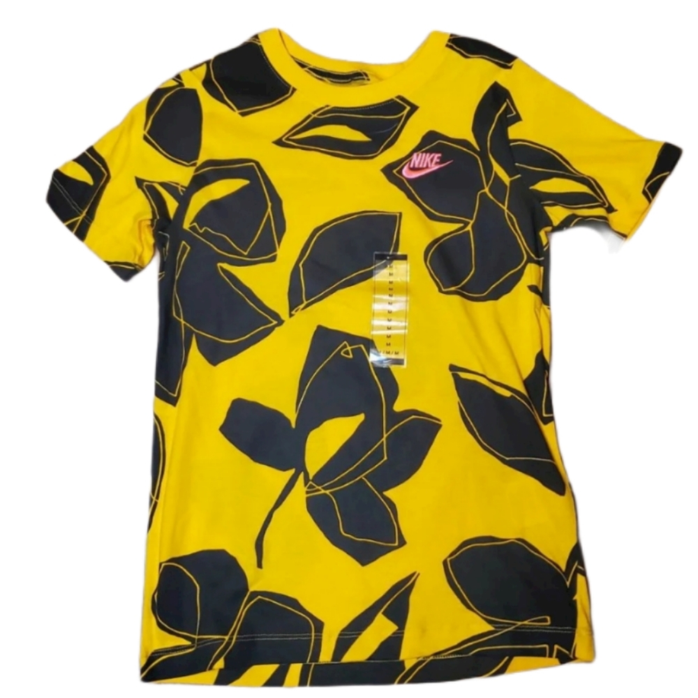 Nike t-shirt